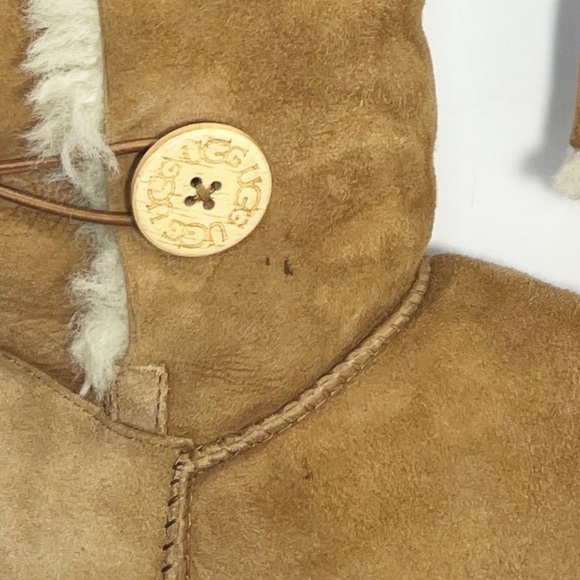 Ugg Eva Brown Suede and Shearling Button Up Boots Womens size 8 - Picture 11 of 15